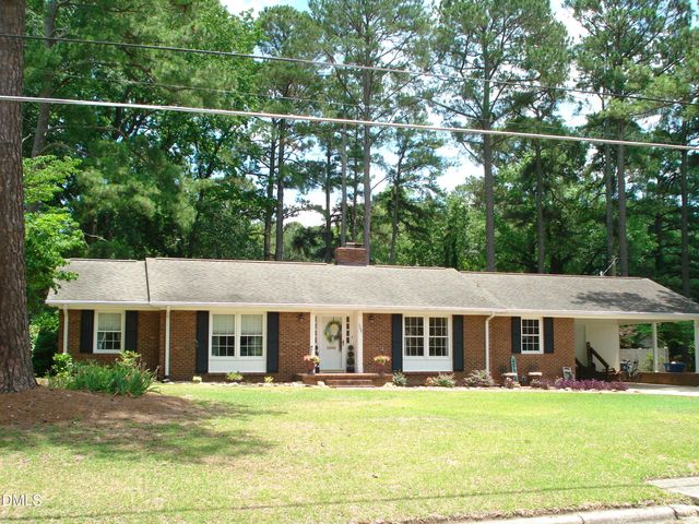 1502 Wellons Avenue, Dunn, NC 28334
