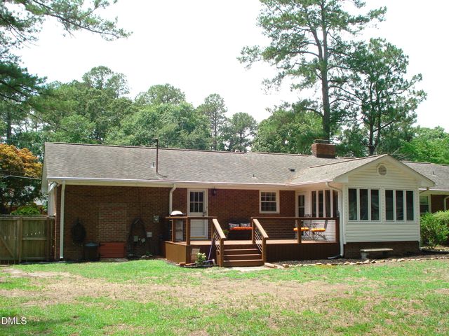 1502 Wellons Avenue, Dunn, NC 28334