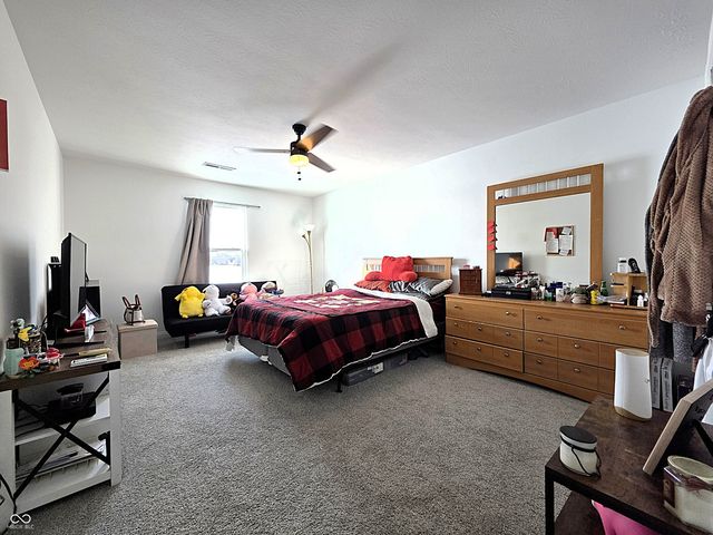 7073 Fowler Drive, Whitestown, IN 46075