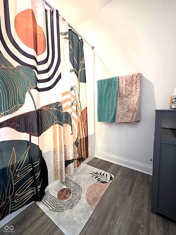 7073 Fowler Drive, Whitestown, IN 46075