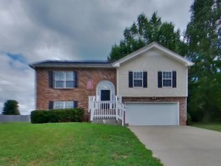 1498 Wilderness Way, Clarksville, TN 37042