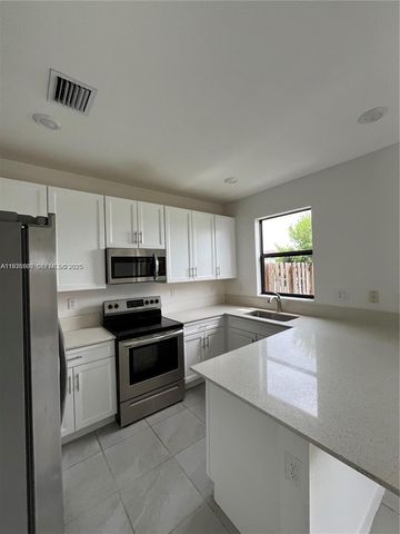 10008 SW 228th Ter 0, Miami, FL 33190