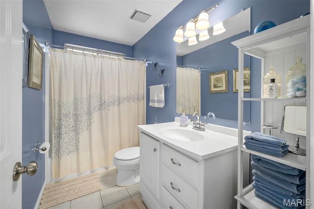 43 Lost Dutchman Drive, St Peters, MO 63376