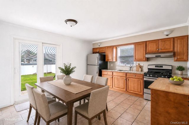 13 Maple Drive, Lindenhurst, NY 11757