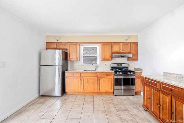 13 Maple Drive, Lindenhurst, NY 11757