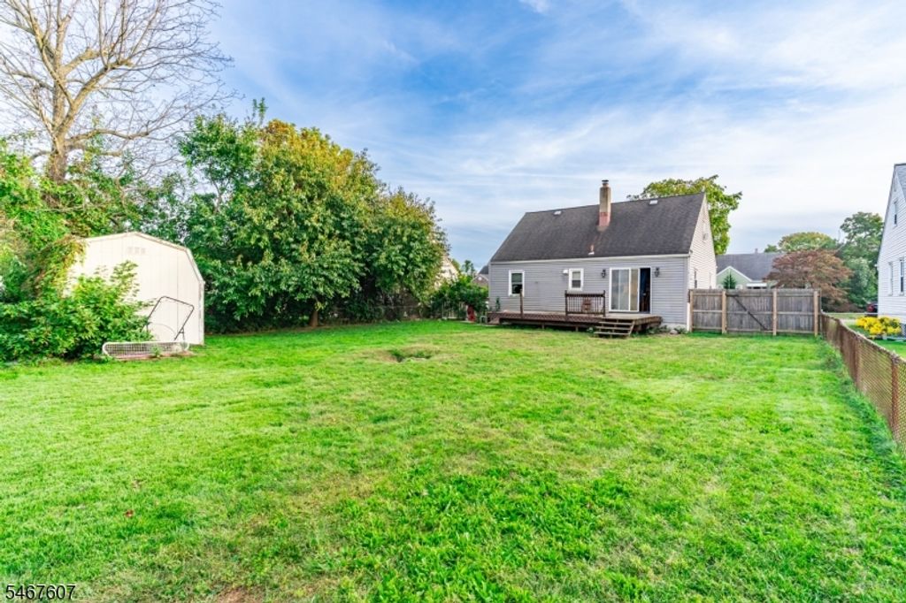 16 Dodge, Hamilton Twp., NJ 08610 — photo 3