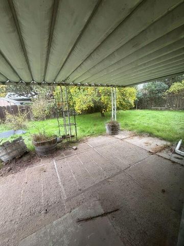 416 Tennyson Dr, Modesto, CA 95351