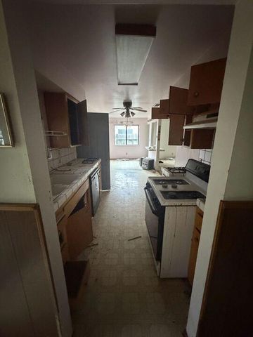 416 Tennyson Dr, Modesto, CA 95351