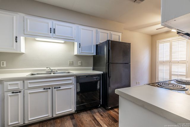 165 W Rampart Dr Apt 805, San Antonio, TX 78216