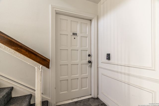 165 W Rampart Dr Apt 805, San Antonio, TX 78216
