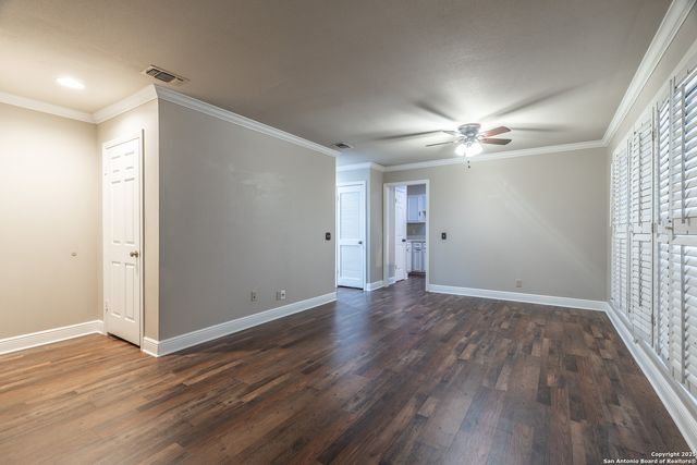 165 W Rampart Dr Apt 805, San Antonio, TX 78216