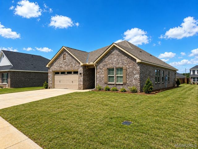 24 Pedric Drive, Wetumpka, AL 36093