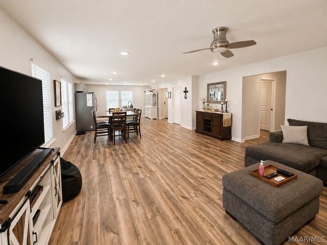 24 Pedric Drive, Wetumpka, AL 36093