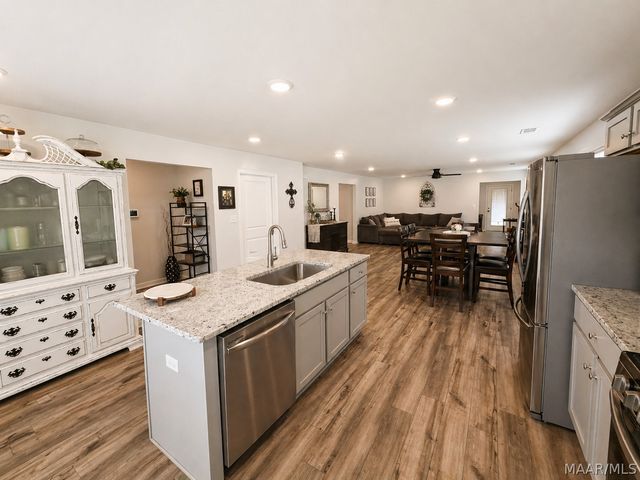 24 Pedric Drive, Wetumpka, AL 36093