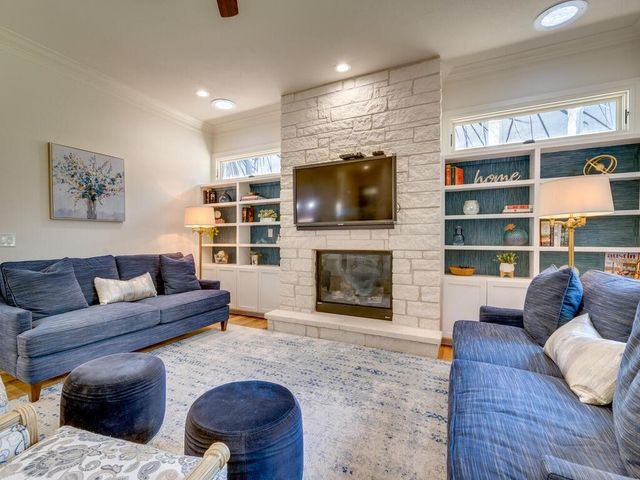 3907 Bailey LN, Austin, TX 78756