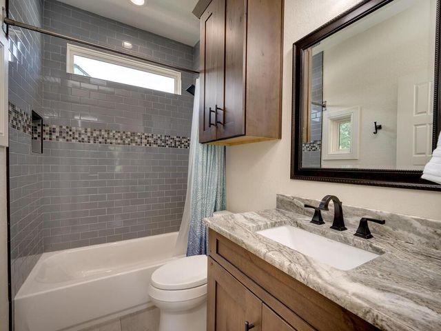 3907 Bailey LN, Austin, TX 78756