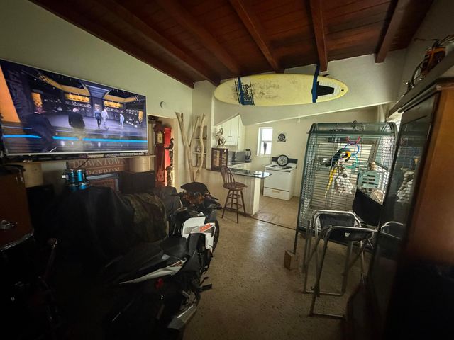 37 SE 14TH Street 12, Dania Beach, FL 33004
