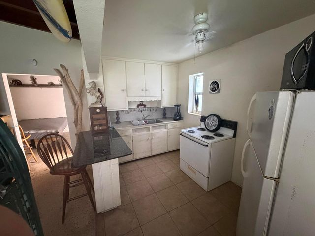 37 SE 14TH Street 12, Dania Beach, FL 33004