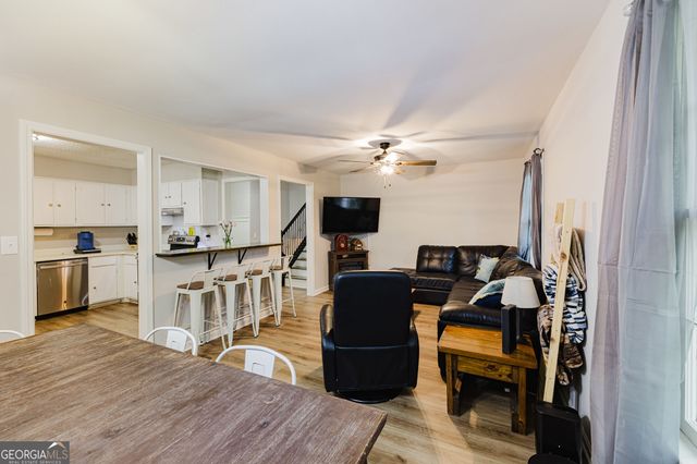 2762 Shetland Lane, Kennesaw, GA 30152