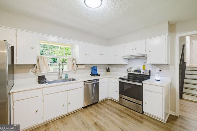 2762 Shetland Lane, Kennesaw, GA 30152