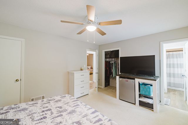 2762 Shetland Lane, Kennesaw, GA 30152