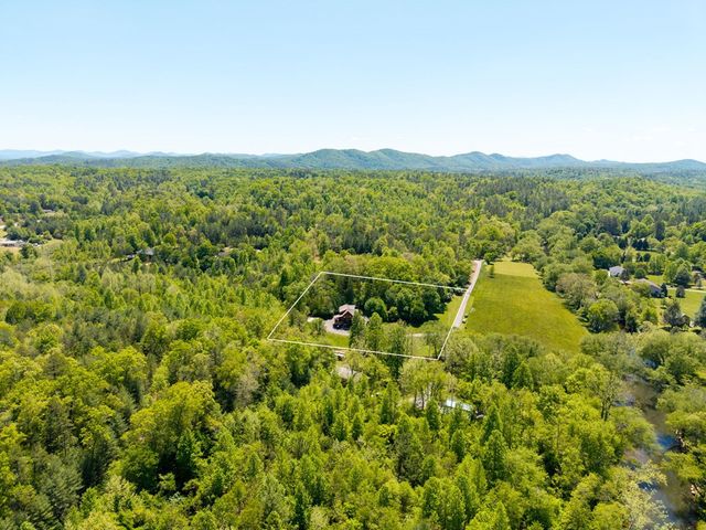 560 Butterball Boulevard, Murphy, NC 28906