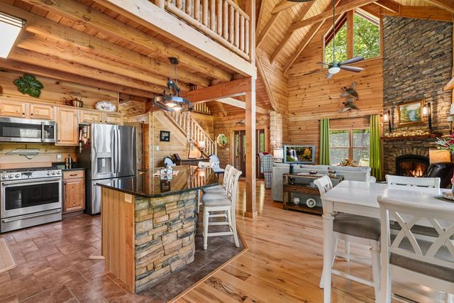 560 Butterball Boulevard, Murphy, NC 28906