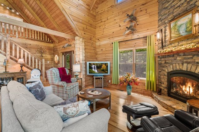 560 Butterball Boulevard, Murphy, NC 28906