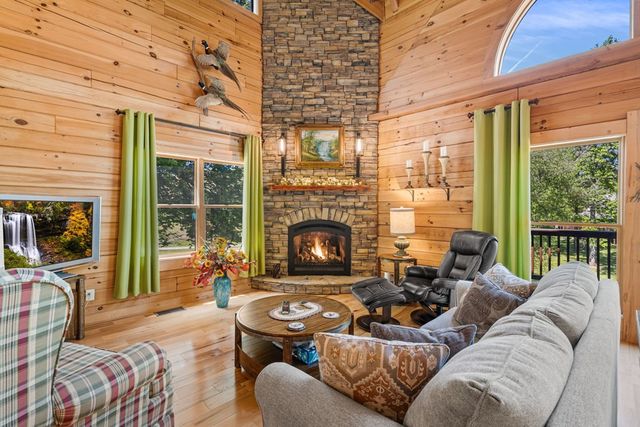 560 Butterball Boulevard, Murphy, NC 28906