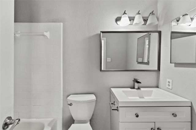 4154 Belle Park Drive, Houston, TX 77072