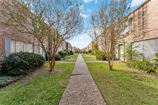 4154 Belle Park Drive, Houston, TX 77072