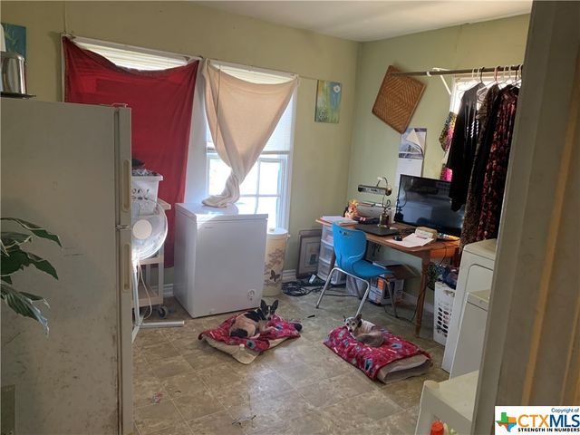 912 S 1st Street, Temple, TX 76504
