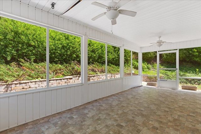 159 Morning Pointe Lane, Athens, TN 37303