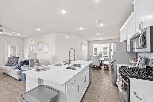 1217 Triton Drive, Seagoville, TX 75159
