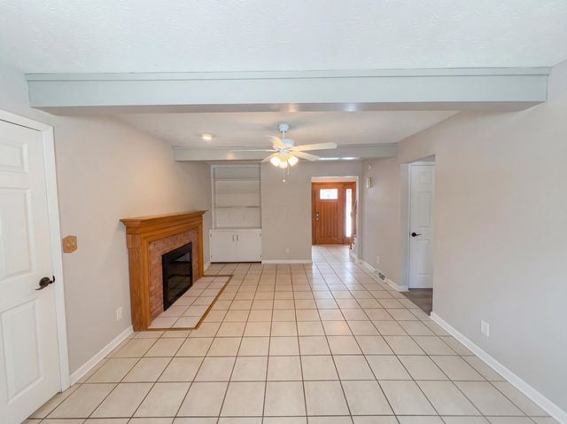 5644 Linworth Road, Columbus, OH 43235