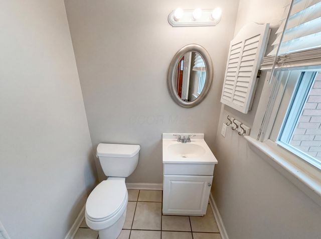 5644 Linworth Road, Columbus, OH 43235