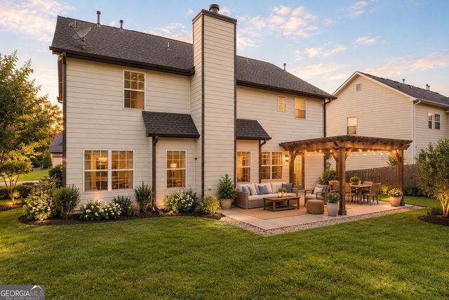 443 Leggett Oaks Lane, Lawrenceville, GA 30043