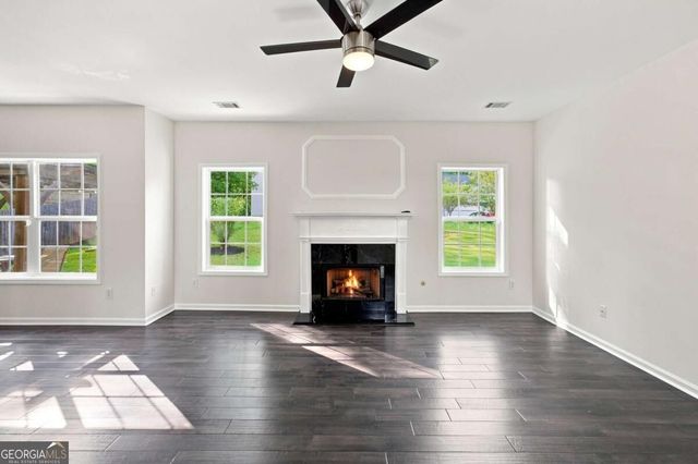 443 Leggett Oaks Lane, Lawrenceville, GA 30043