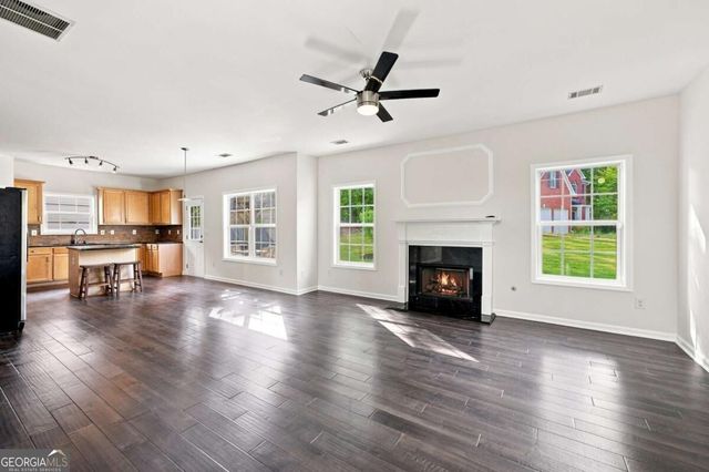 443 Leggett Oaks Lane, Lawrenceville, GA 30043