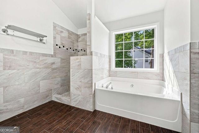 443 Leggett Oaks Lane, Lawrenceville, GA 30043