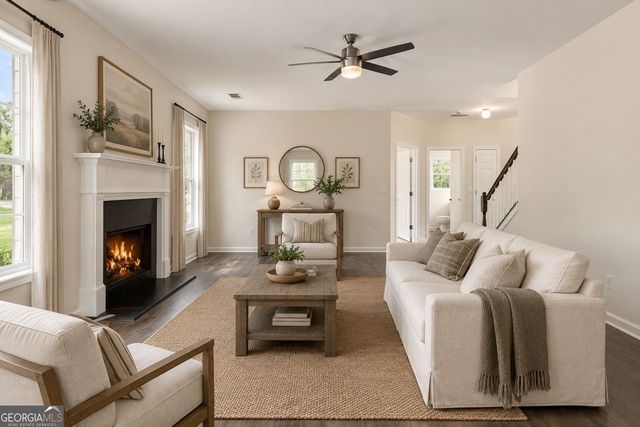 443 Leggett Oaks Lane, Lawrenceville, GA 30043