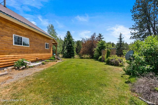 568 Meadowlark Ln, Oldtown, ID 83822