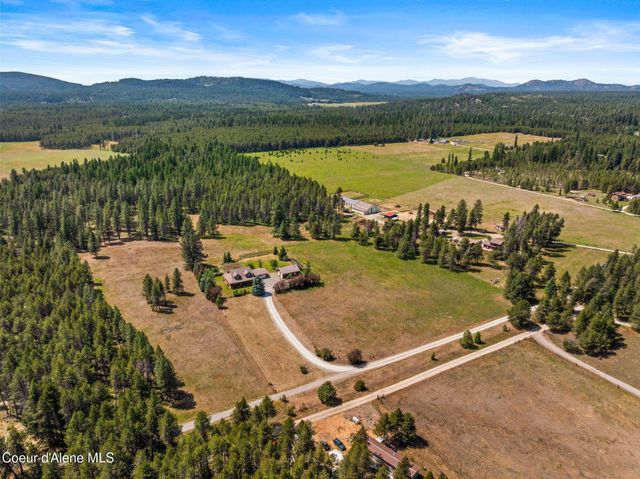 568 Meadowlark Ln, Oldtown, ID 83822
