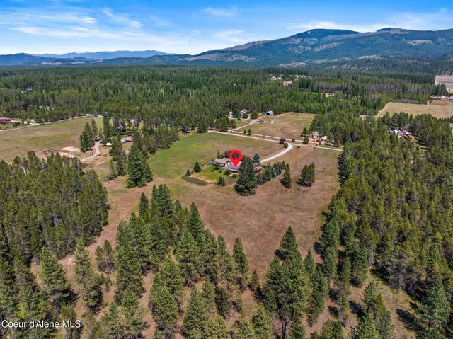 568 Meadowlark Ln, Oldtown, ID 83822