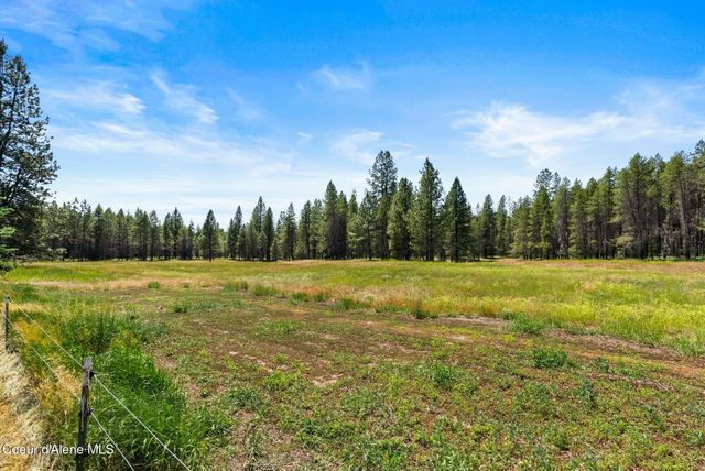 568 Meadowlark Ln, Oldtown, ID 83822