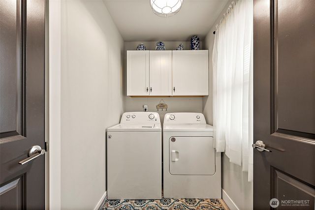 2806 NE Bowen Street, Bremerton, WA 98310