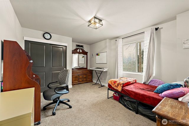 2806 NE Bowen Street, Bremerton, WA 98310