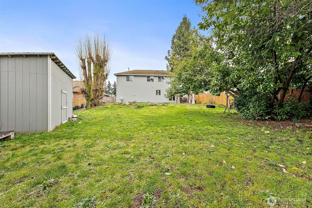 2806 NE Bowen Street, Bremerton, WA 98310