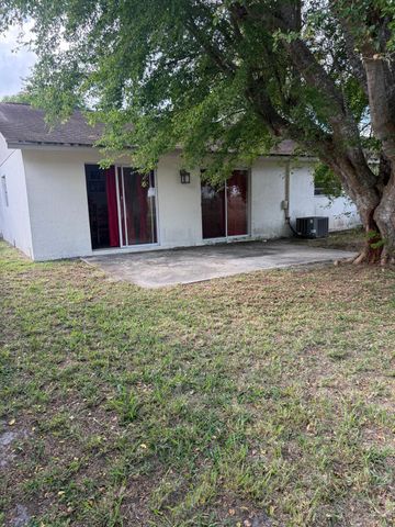 4171 SE Geneva Drive, Stuart, FL 34997