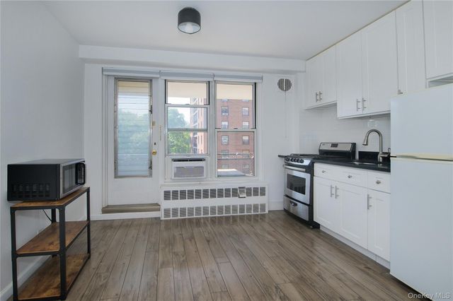 35-31 85th Street 5N, Jackson Heights, NY 11372